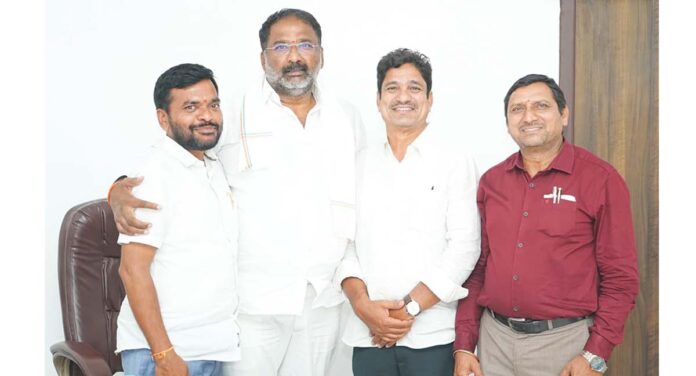 Exercise teachers should be appointed