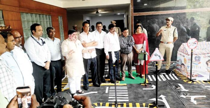 రోడ్డు ప్రమాదాల నివారణకు చర్యలు