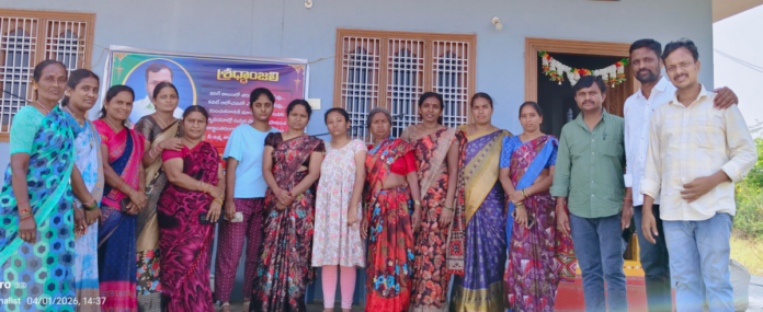 Financial support from childhood friends