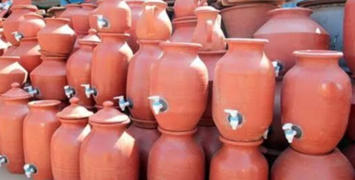 Clay pot.. clay pot.!