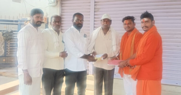 Sarpanch Bandi Swami donates for temple construction