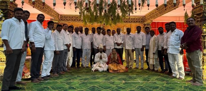 Trade Promotion Chairman blesses the newlyweds