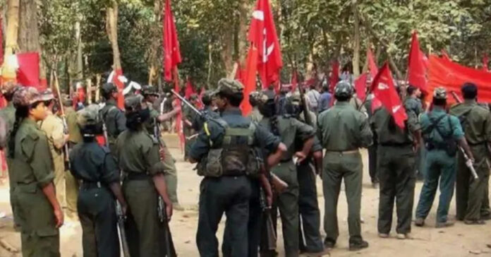 తెలంగాణలో మావోయిస్టుల సరెండర్.. నేడు డీజీపీ ఎదుట హాజరు!
