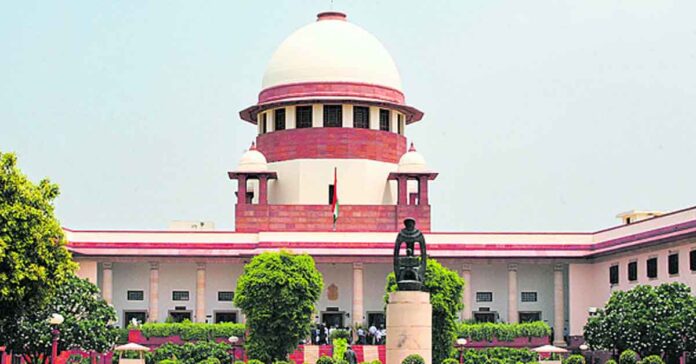 రష్యా-ఉక్రెయిన్ యుద్ధంలో చిక్కుకున్నభారతీయుల దుస్థితిపై విచారించాలి కేంద్రాన్ని కోరిన సుప్రీం