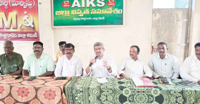 Mahasabhas are a platform for peasant movements