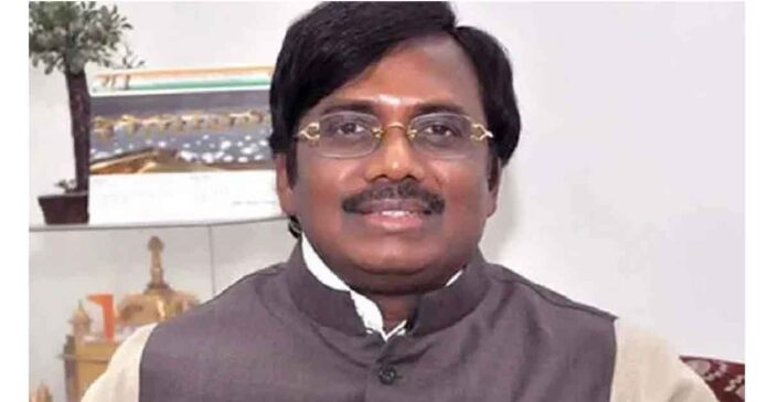 గిగ్ వర్కర్ల చట్టం అమలు చేస్తాం