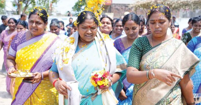 Construction of Women's Centers Accelerated