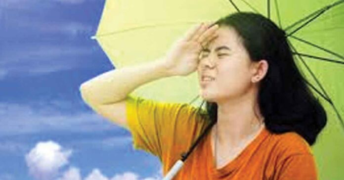 మండే ఎండలో బయటకు వెళ్లేటప్పుడు…