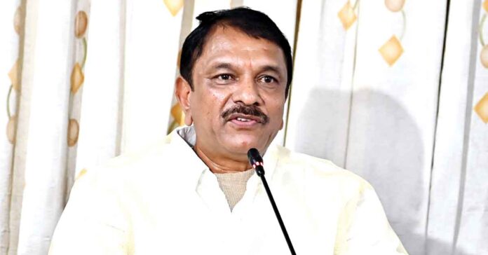 If you open your mouth, mosquitoes fly in.