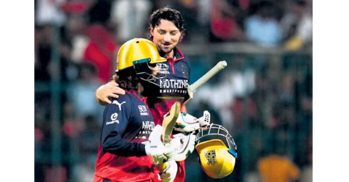 ఆర్సీబీ అలవోకగా..