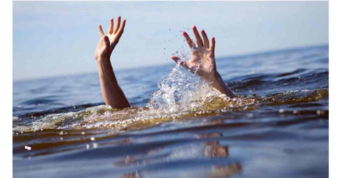 ప్రమాదవశాత్తు బావిలో పడి ఇద్దరు బాలికలు మృతి