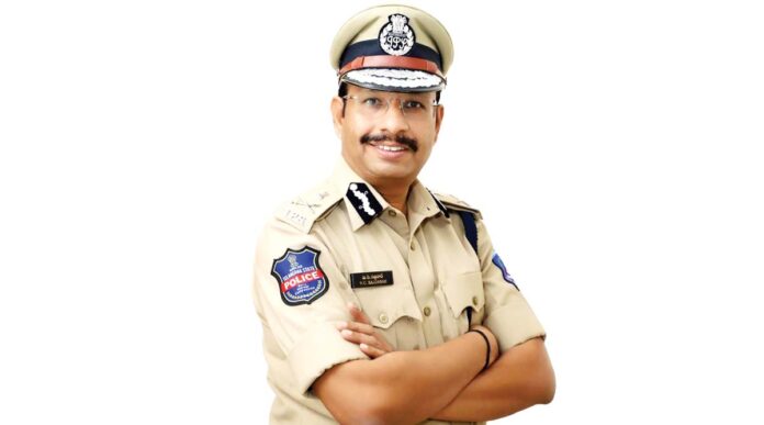 సీసీఎస్ పోలీసుల అంతర్రాష్ట్ర ఆపరేషన్స్ సక్సెస్