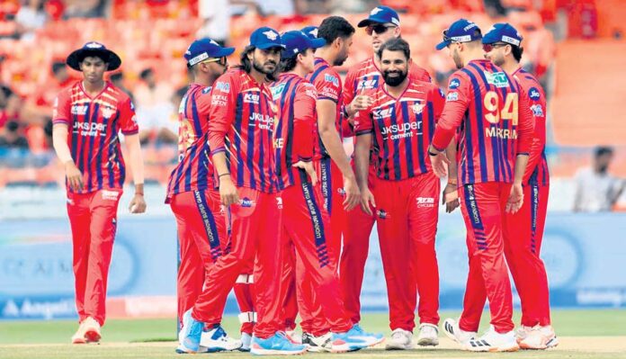 షమి సూపర్ షో