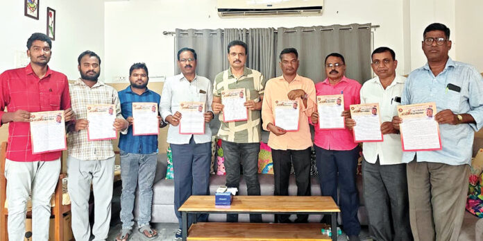 వ్యకాస రాష్ట్ర 4వ మహాసభను జయప్రదం చేయండి