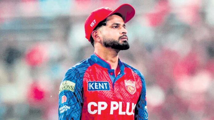 శ్రేయస్ అయ్యర్కు జరిమానా