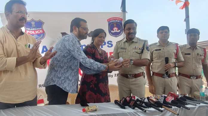 Police crack Aminpur gold theft case