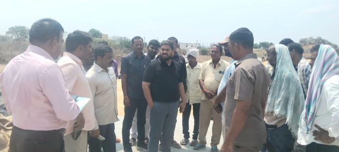 Collector inspects maize purchasing center