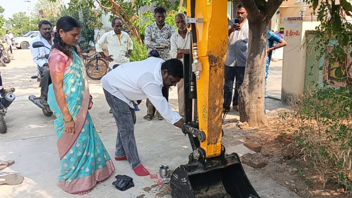 నూతన పైప్ లైన్ పనులు ప్రారంభం