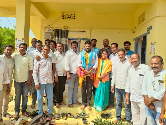 రాష్ట్ర పంచాయతీరాజ్ ట్రిబ్యునల్ సభ్యుడికి సన్మానం