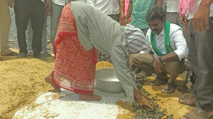 ధాన్యం కొనుగోళ్లలో ప్రభుత్వం విఫలం..