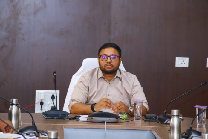అండర్ గ్రౌండ్ పనులపై కలెక్టర్ ఆగ్రహం..