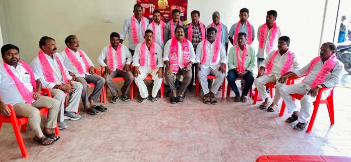 బండి భగీరథ్ ను వెంటనే అరెస్టు చేయాలి