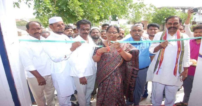 చౌటుప్పల్లో రెండు ఆర్వో వాటర్ ప్లాంట్లు పునఃప్రారంభం
