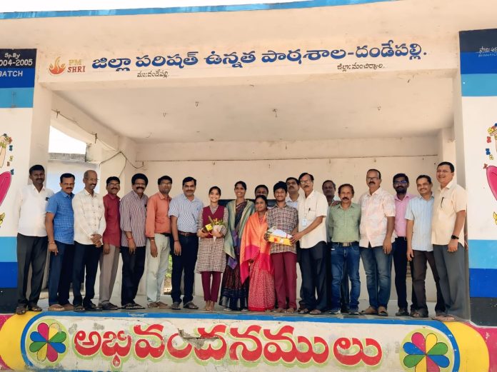 దండేపల్లిలో బడిబాట..