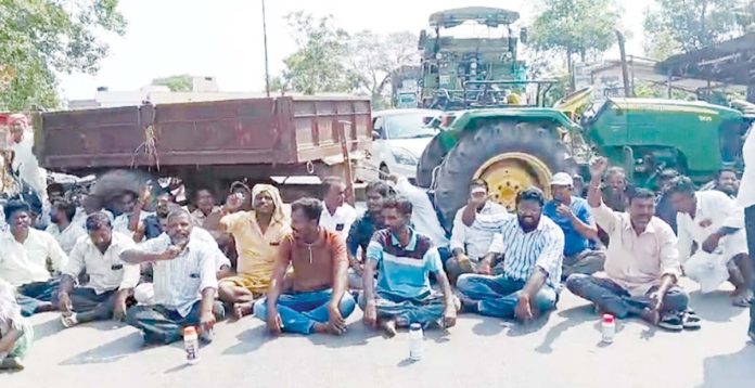 కొనుగోలు నిర్లక్ష్యం..