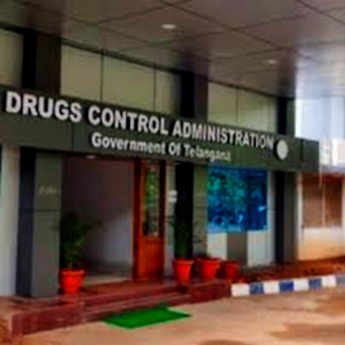 ఆస్పత్రుల్లో ఫార్మసీలను అందుబాటులో ఉంచాలి