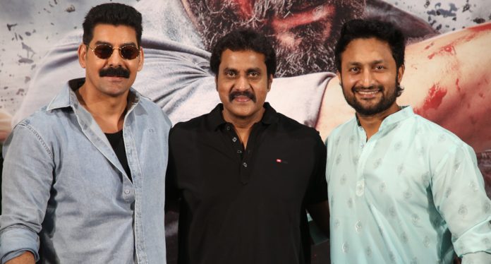 అందర్నీ మెప్పించే యూనివర్సల్ కాన్సెప్ట్