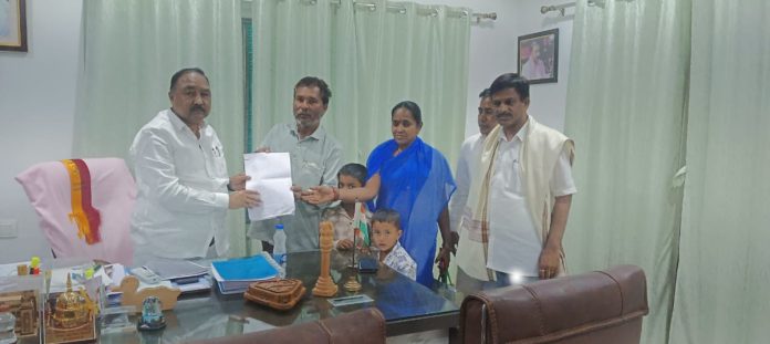 పిల్లల చదువులకు అండగా ఉంటా