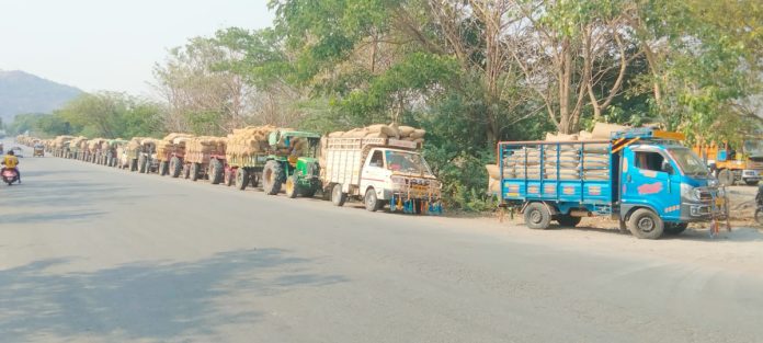 రహదారులపైనే ధాన్యం