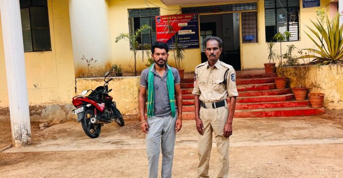 లంబాడ హక్కుల పోరాట సమితి అధ్యక్షుడు అరెస్టు