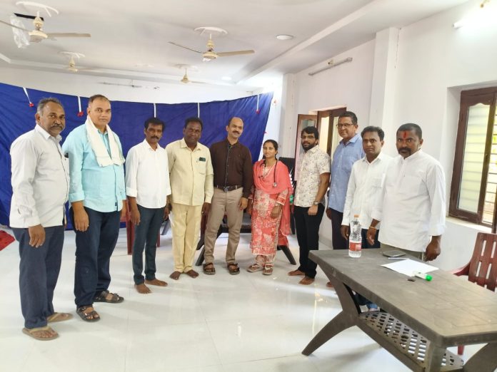ఆశ హాస్పిటల్ ఆధ్వర్యంలో ఉచిత వైద్య శిబిరం