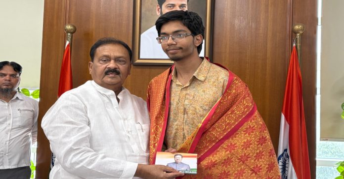 టీజీ–ఈఏపీసెట్లో కామారెడ్డి విద్యార్థుల సత్తా