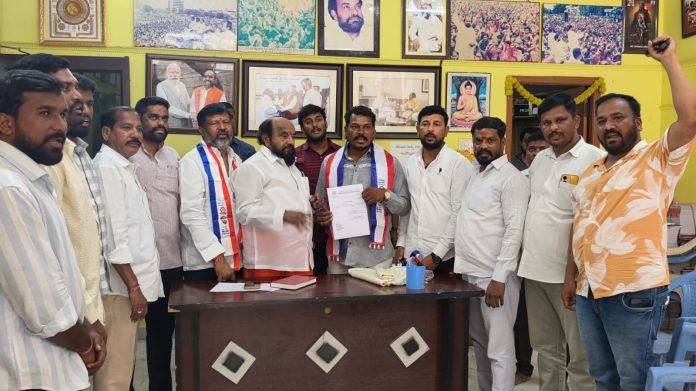 వల్లెంకుంట ఎత్తిపోత పథకాన్ని వెంటనే ప్రారంభించాలి