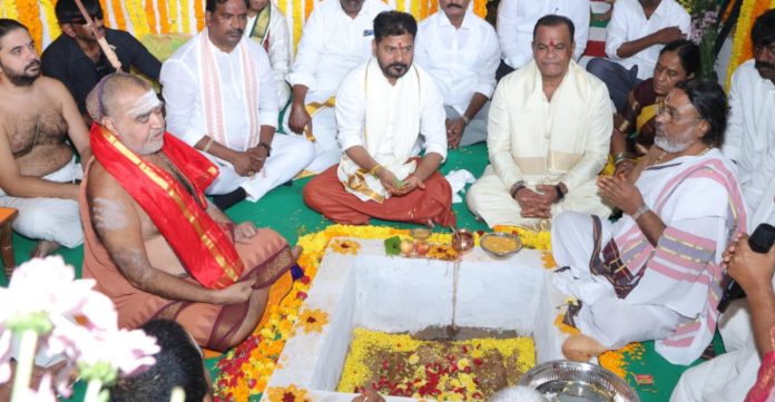 గుట్టలో రూ.99.55 కోట్లతో అభివృద్ధి పనులు