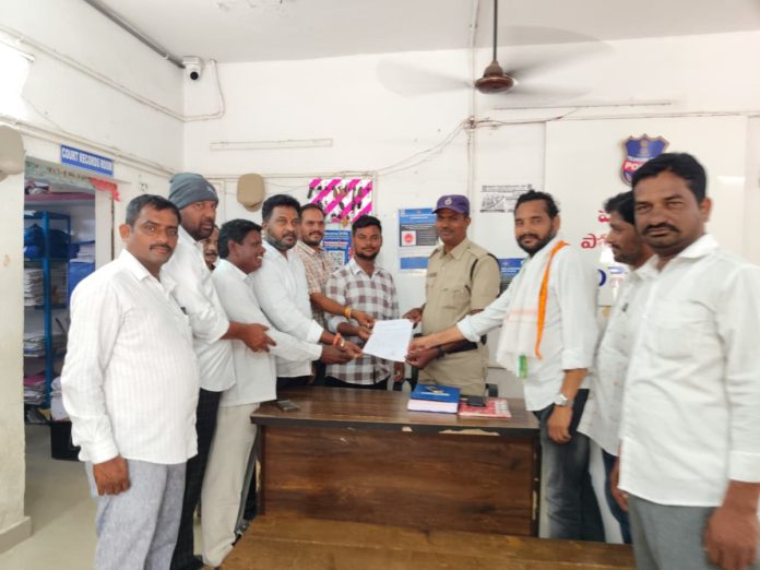 బాల్క సుమన్ వ్యాఖ్యలపై చట్టపరమైన చర్యలు తీసుకోవాలి
