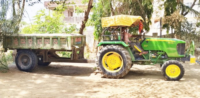 Tractor seized for illegal sand transportation