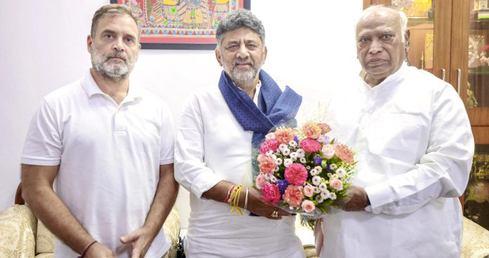 సిద్ధరామయ్య రాజీనామా ఆమోదం