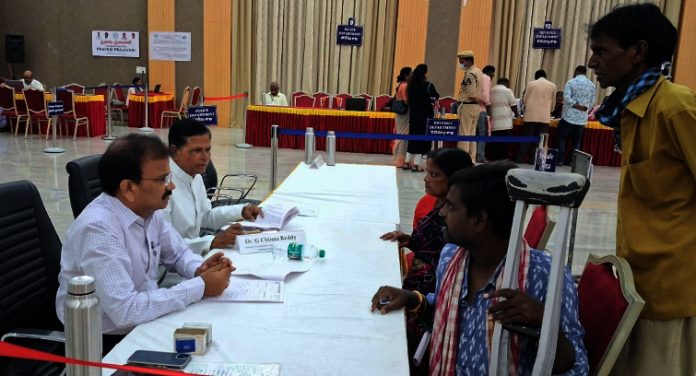 సీఎం ప్రజావాణిలో 428 దరఖాస్తులు