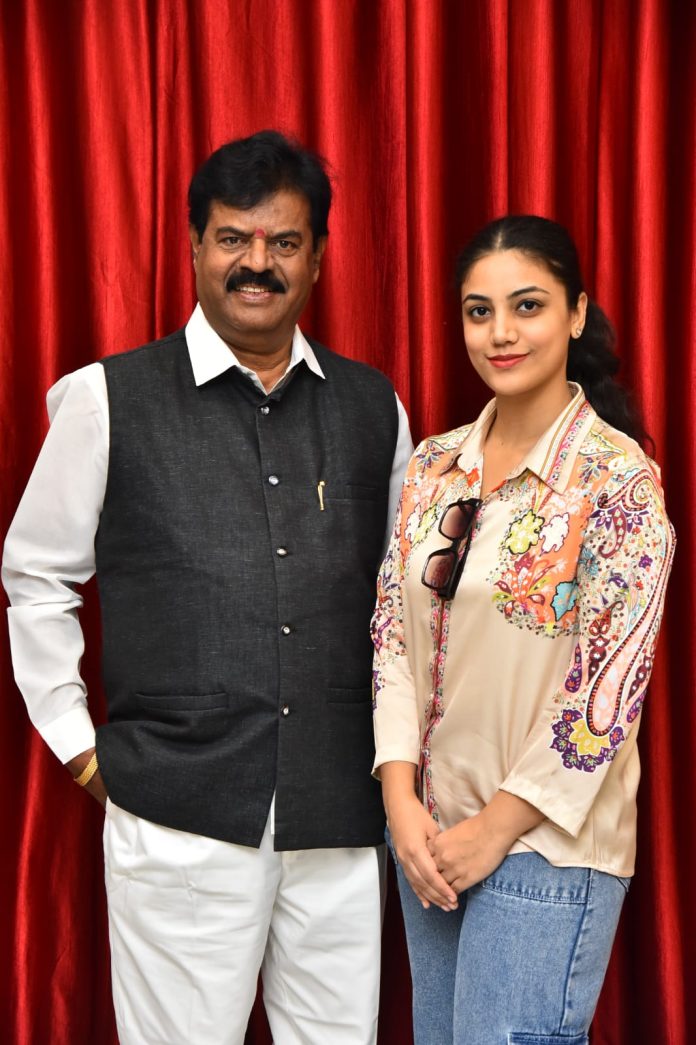 ఎటువంటి ఎంట్రీ ఫీజు లేదు