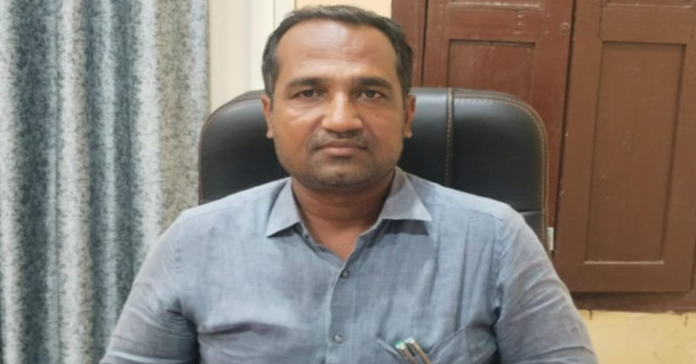 డివిజన్ స్థాయి ప్రజావాణిని సద్వినియోగం చేసుకోవాలి: తహశీల్దార్
