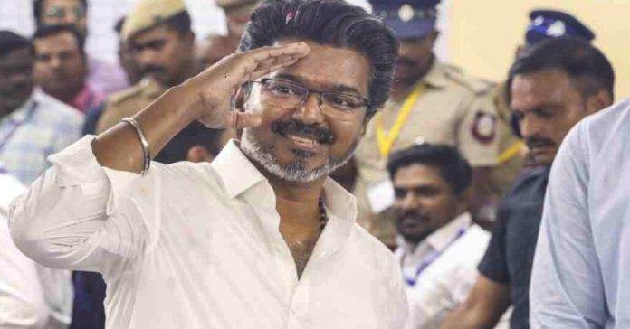 నేడు సీఎంగా విజయ్ ప్రమాణ స్వీకారం