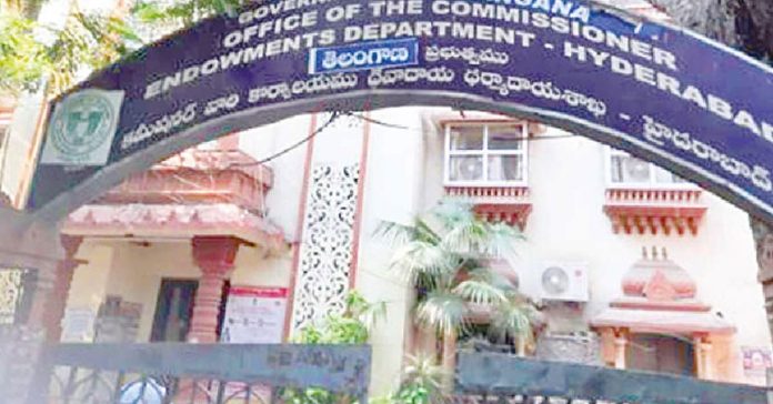 పీఠాలు పదిలం!