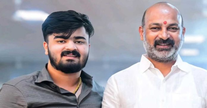 హైకోర్టును ఆశ్రయించిన బండి సంజయ్ కుమారుడు