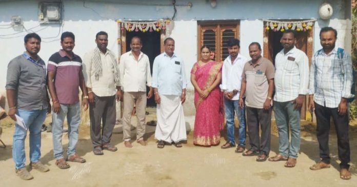 జనగణనలో అధికారులకు ప్రజలు సమాచారం ఇవ్వాలి.