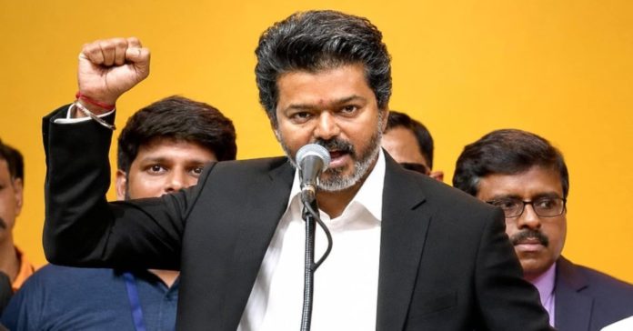 బల పరీక్షలో నెగ్గిన విజయ్ ప్రభుత్వం