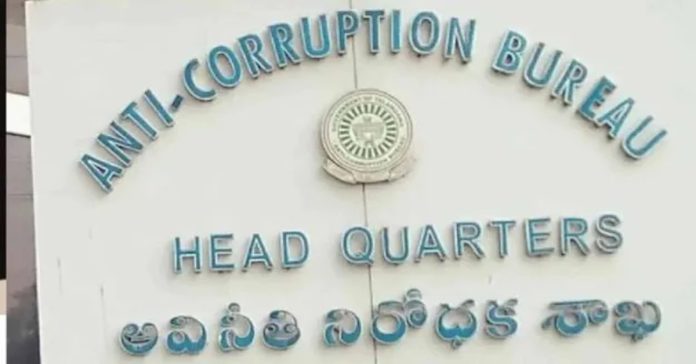 డిప్యూటీ కలెక్టర్కు రూ.వందల కోట్ల ఆస్తులు